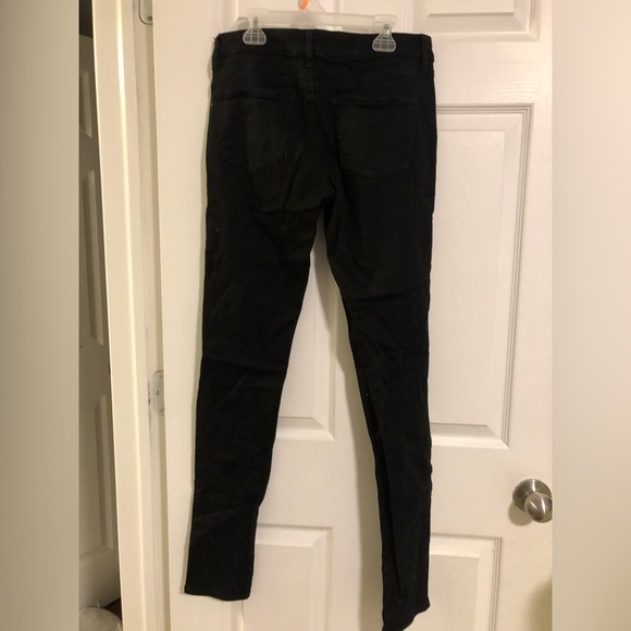 Uniqlo black jeggings - size 28 - lightly worn - Picture 3 of 3